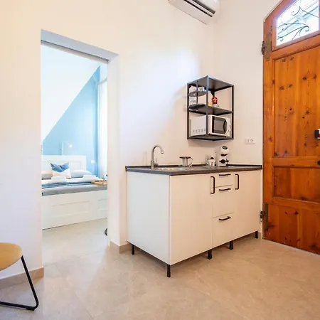 Apartment Anna De Miracoli By Pleiades