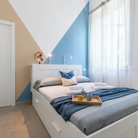 Anna De Miracoli By Pleiades * 比萨