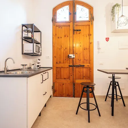 公寓 Anna De Miracoli By Pleiades *